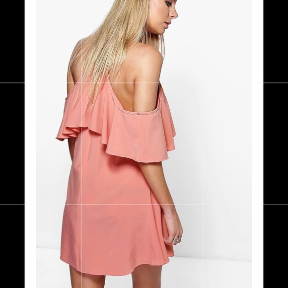 Boohoo Dresses & Skirts - Coral flutter sleeve dress